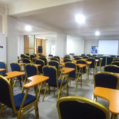 Sunset Hotel Κούμασι Εξωτερικό φωτογραφία