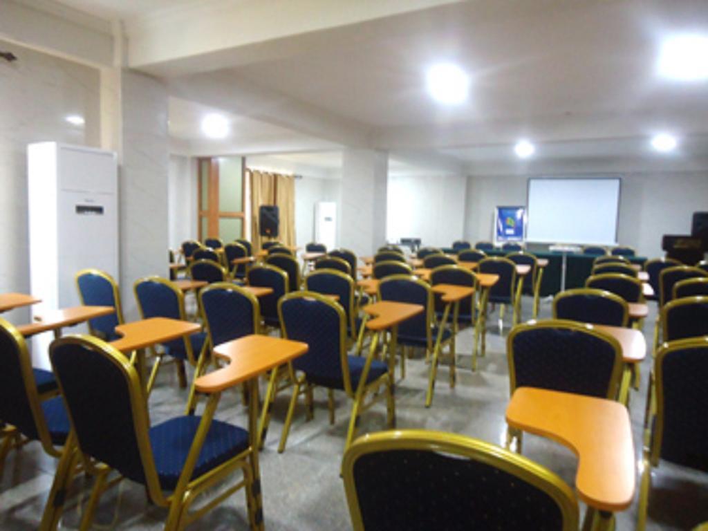 Sunset Hotel Κούμασι Εξωτερικό φωτογραφία